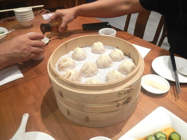 �������̗�����E�g�j�[����E�V�[������E�I�l���V����ƈꏏ�ɏ��ĕ�(�V���[�����|�E)