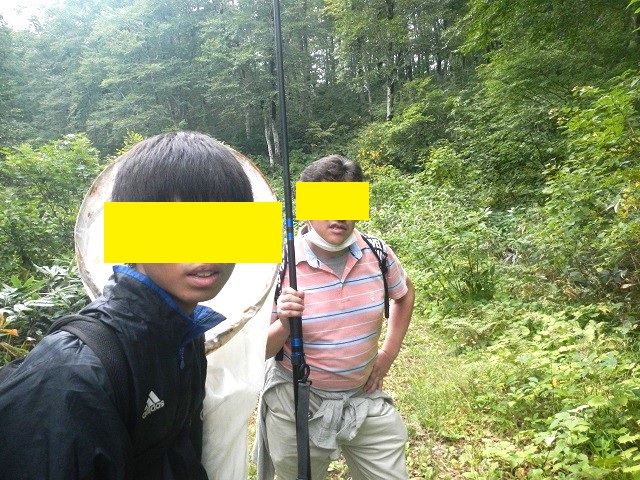 �R�o������(��)�ƃN���[�^(�N���K�^�A�^�b�J�[)����